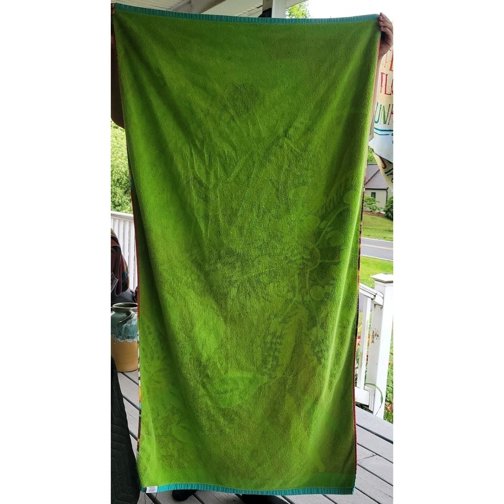 Vera Bradley Beach Towel RUMBA - Picture 7 of 11